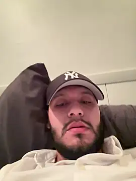 Snapshot of Ser02hot_latino chatting on 02-03-26, 06:57 Ser02hot latino online show from 02-03-26, 06:57