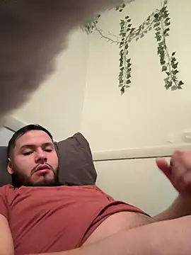 Snapshot of Ser02hot_latino chatting on 02-15-26, 06:07 Ser02hot latino online show from 02-15-26, 06:07