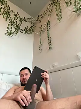 Snapshot of Ser02hot_latino chatting on 03-03-26, 06:26 Ser02hot latino online show from 03-03-26, 06:26