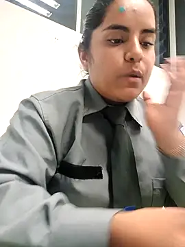 Isabel 3 online show from 02-18-26, 01:58