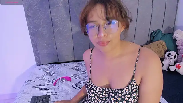 rosse taylorx1 online show from 03-05-26, 06:48