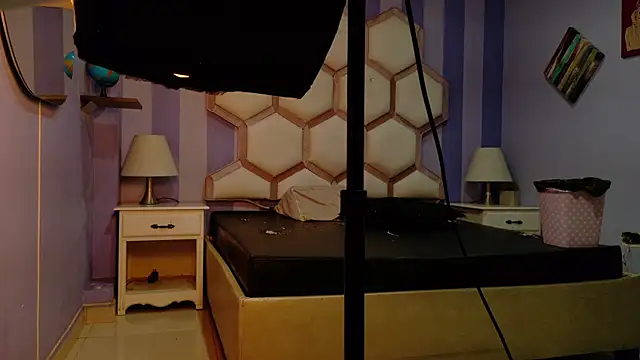 yvi taylor online show from 04-16-26, 12:06