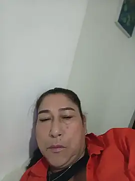 PatriciaGrajales online show from 05-26-26, 01:09