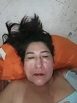 PatriciaGrajales online show from 04-30-26, 02:02
