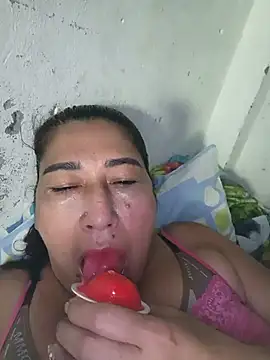 PatriciaGrajales online show from 04-12-26, 08:56