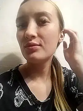 Olivia Kis online show from 01-08-26, 09:43