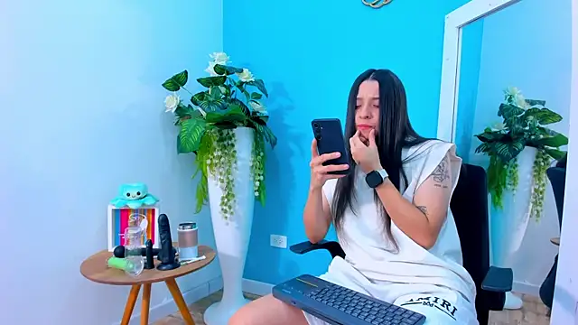 ViictoriiaSaenz online show from 03-04-26, 04:42