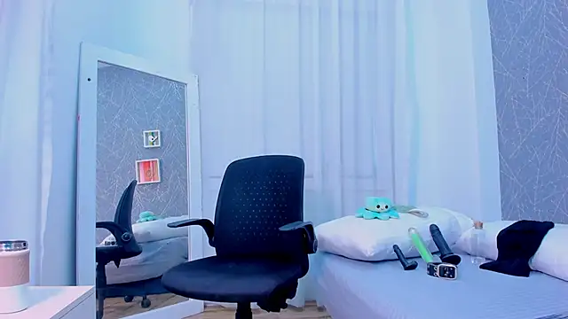 ViictoriiaSaenz online show from 03-20-26, 09:38