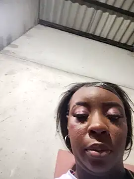 Snapshot of EngelSmith_ chatting on 01-13-26, 11:47 EngelSmith online show from 01-13-26, 11:47