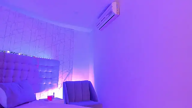 Snapshot of AlexiiaBrown chatting on 02-07-26, 08:39 AlexiiaBrown online show from 02-07-26, 08:39