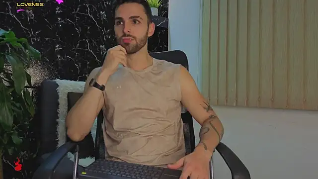 Apolo lux1 online show from 01-17-26, 02:37