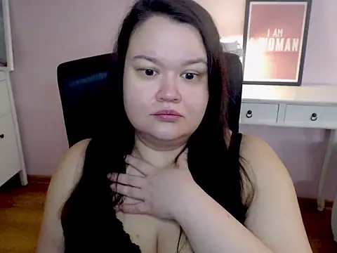 HollyDanceSoul online show from 03-04-26, 05:37