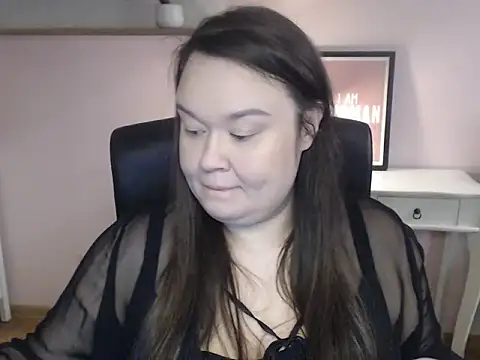 Snapshot of HollyDanceSoul chatting on 02-09-26, 05:16 HollyDanceSoul online show from 02-09-26, 05:16