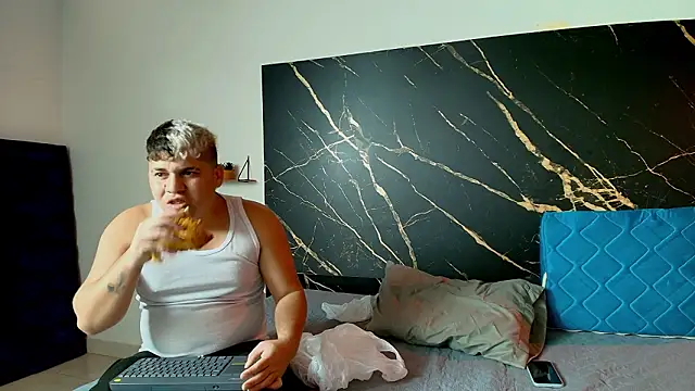 uncontrolled fire online show from 03-14-26, 07:31