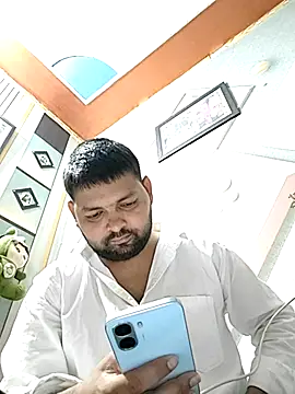 Pulkeet1433 online show from 04-17-26, 01:36