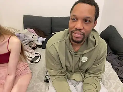 midnight ballerina  online show from 04-22-26, 11:11