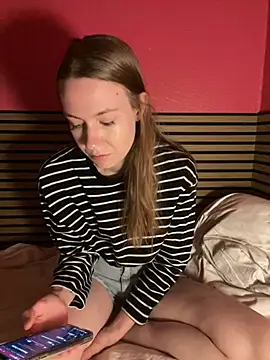 Snapshot of midnight_ballerina_ chatting on 07-18-26, 08:17 midnight ballerina online show from 07-18-26, 08:17
