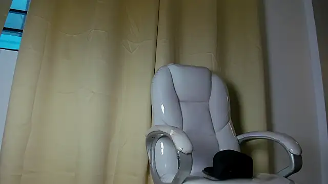 twink royale18 online show from 02-26-26, 04:29