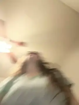 julia4thewin online show from 04-10-26, 02:07