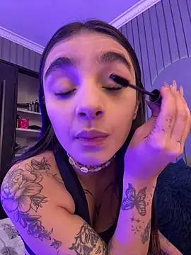 Abriil cutee online show from 06-07-26, 04:56