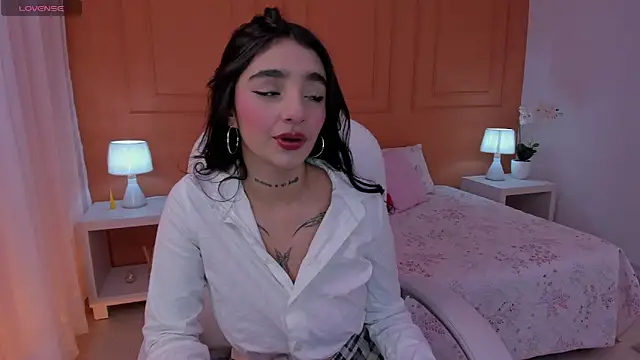 Abriil cutee online show from 04-26-26, 02:14