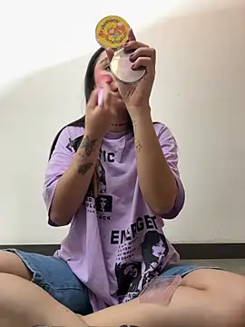 Abriil cutee online show from 04-13-26, 02:21