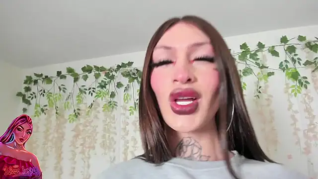 lizz lunna online show from 04-10-26, 12:06