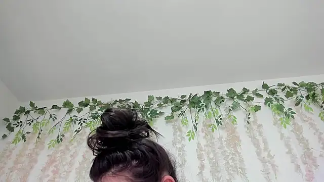 lizz lunna online show from 03-26-26, 08:40