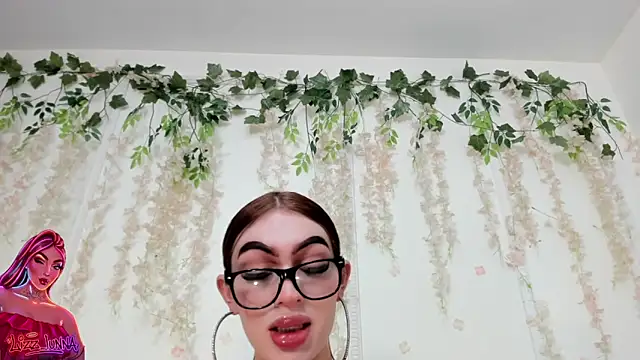 lizz lunna online show from 05-28-26, 08:59