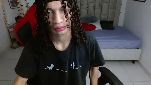 Snapshot of Axel_fox77 chatting on 05-11-26, 12:45 Axel fox77 online show from 05-11-26, 12:45