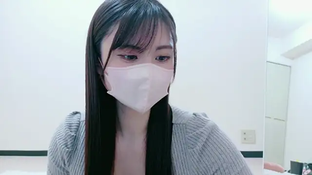 Snapshot of Miria-pq chatting on 02-14-26, 09:42 Miria-pq online show from 02-14-26, 09:42