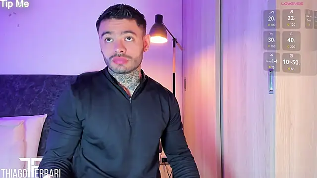 Snapshot of thiago_ferrari_ chatting on 06-17-26, 10:52 thiago ferrari online show from 06-17-26, 10:52
