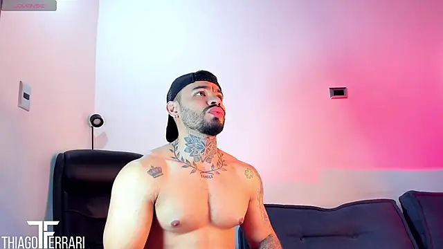 thiago ferrari  online show from 04-21-26, 12:34