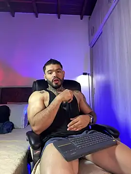 thiago ferrari  online show from 03-24-26, 11:27