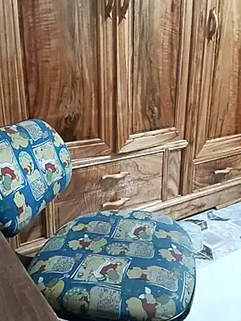 Myna 999 online show from 02-17-26, 01:19