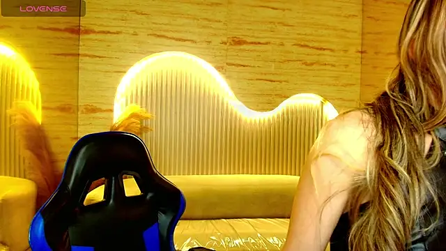 katalina r  online show from 05-16-26, 08:19
