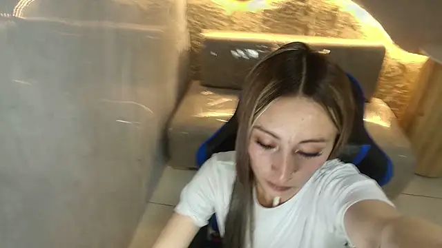 katalina r  online show from 02-14-26, 02:56