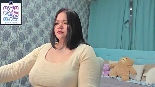 Snapshot of EvaCarrt chatting on 01-15-26, 09:45 EvaCarrt online show from 01-15-26, 09:45