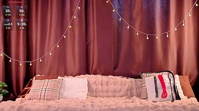 ShyniAlice online show from 04-08-26, 04:36