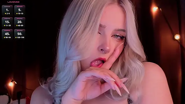 ShyniAlice online show from 03-04-26, 04:53