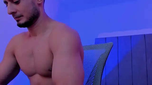 Adonys Lewis  online show from 02-26-26, 04:34