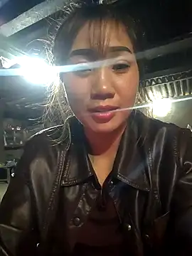 apple0011 online show from 01-09-26, 06:31