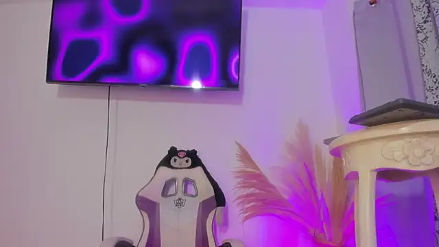 Angelasantini0 online show from 04-25-26, 02:03