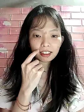 Snapshot of Chammy720 chatting on 05-11-26, 04:04 Chammy720 online show from 05-11-26, 04:04