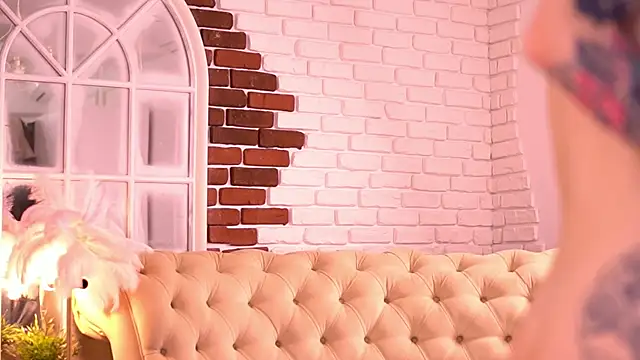 Snapshot of NyssaSky chatting on 02-25-26, 06:30 NyssaSky online show from 02-25-26, 06:30