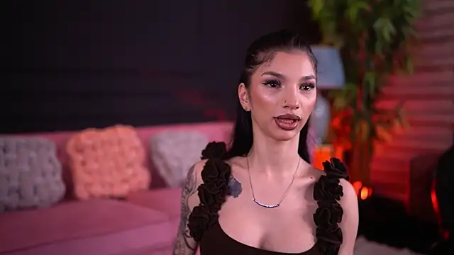 Snapshot of NyssaSky chatting on 02-05-26, 06:15 NyssaSky online show from 02-05-26, 06:15