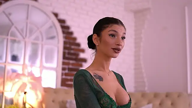 NyssaSky online show from 04-12-26, 05:49