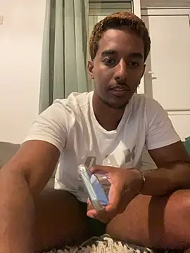 Snapshot of Axel_black10 chatting on 02-23-26, 12:17 Axel black10 online show from 02-23-26, 12:17