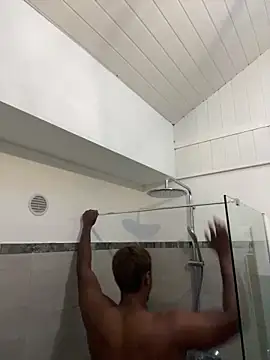 Snapshot of Axel_black10 chatting on 02-04-26, 02:23 Axel black10 online show from 02-04-26, 02:23