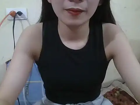 berry alma06 online show from 03-18-26, 01:24